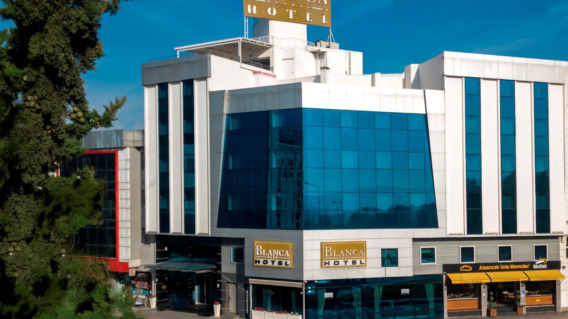 Blanca Hotel Esmirna