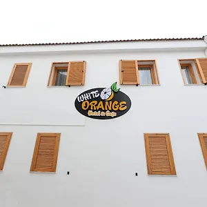 Hotel White Orange