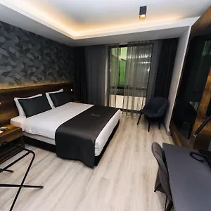 Emen's Hotel